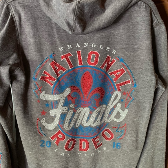 Ladies 2016 NFR Pull Over Hoodie, size Med - Picture 3 of 4